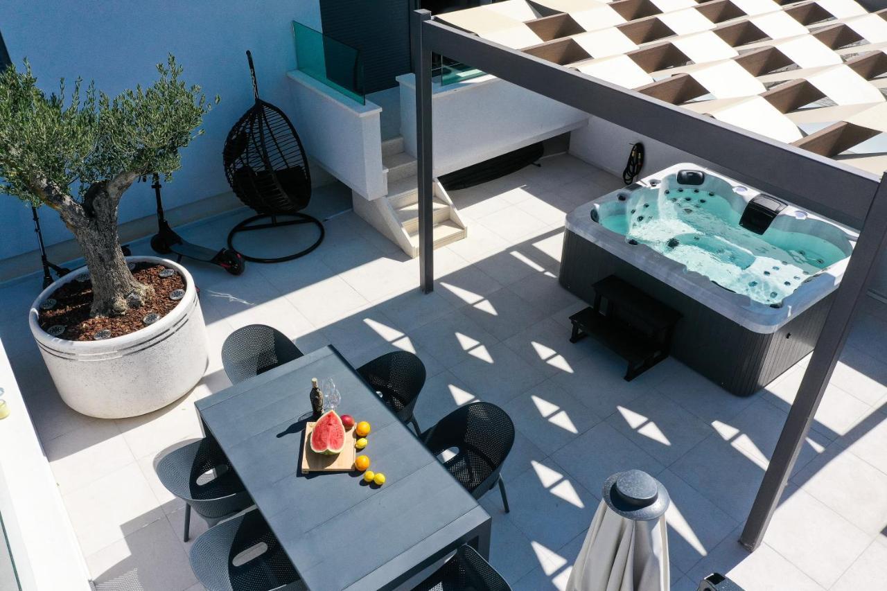 Appartement Sopic Luxury With Private Whirlpool *